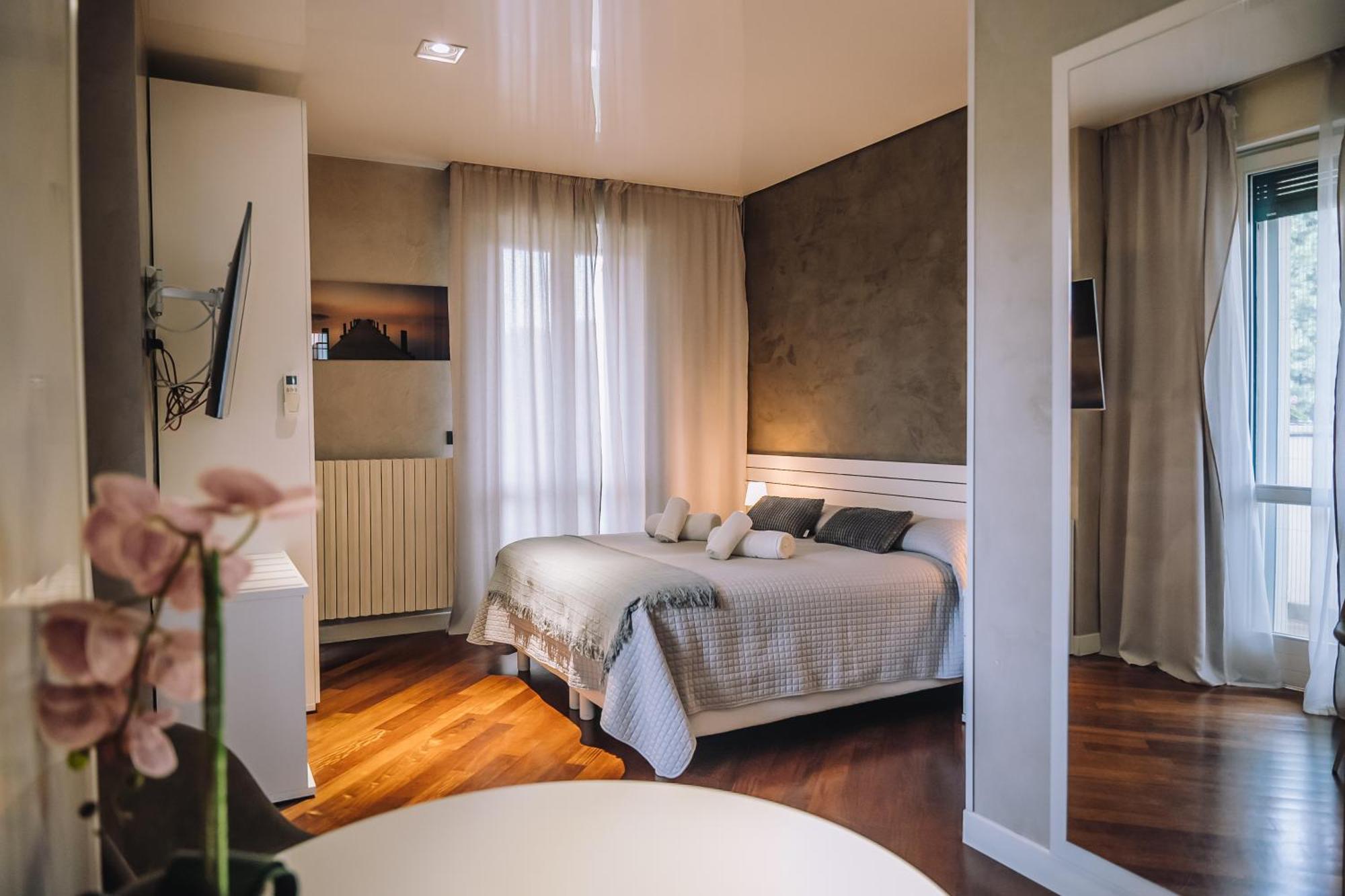 B&B Luxury Italian House Ро Екстериор снимка