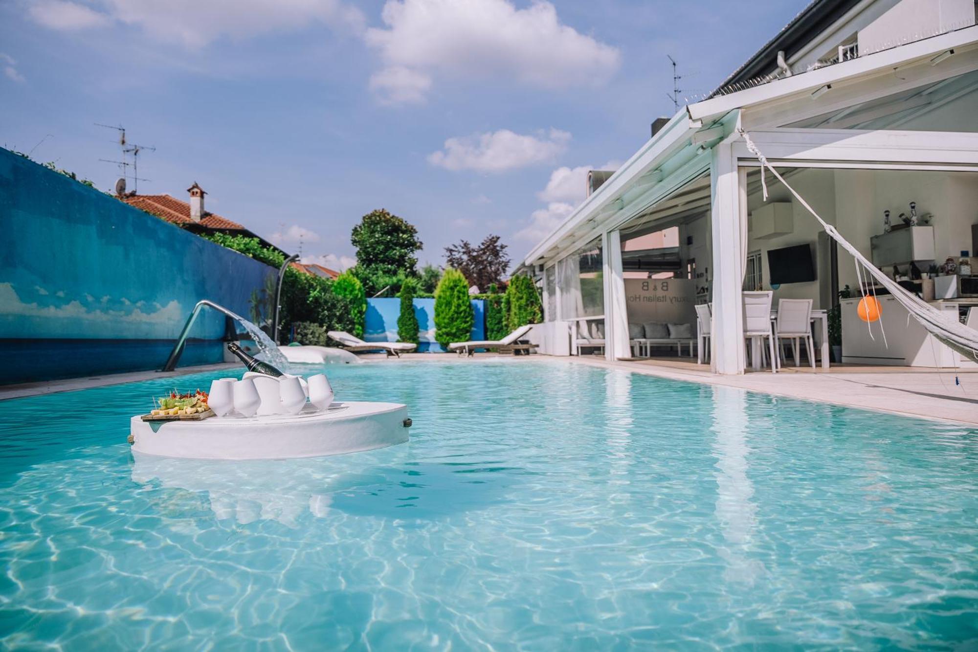 B&B Luxury Italian House Ро Екстериор снимка