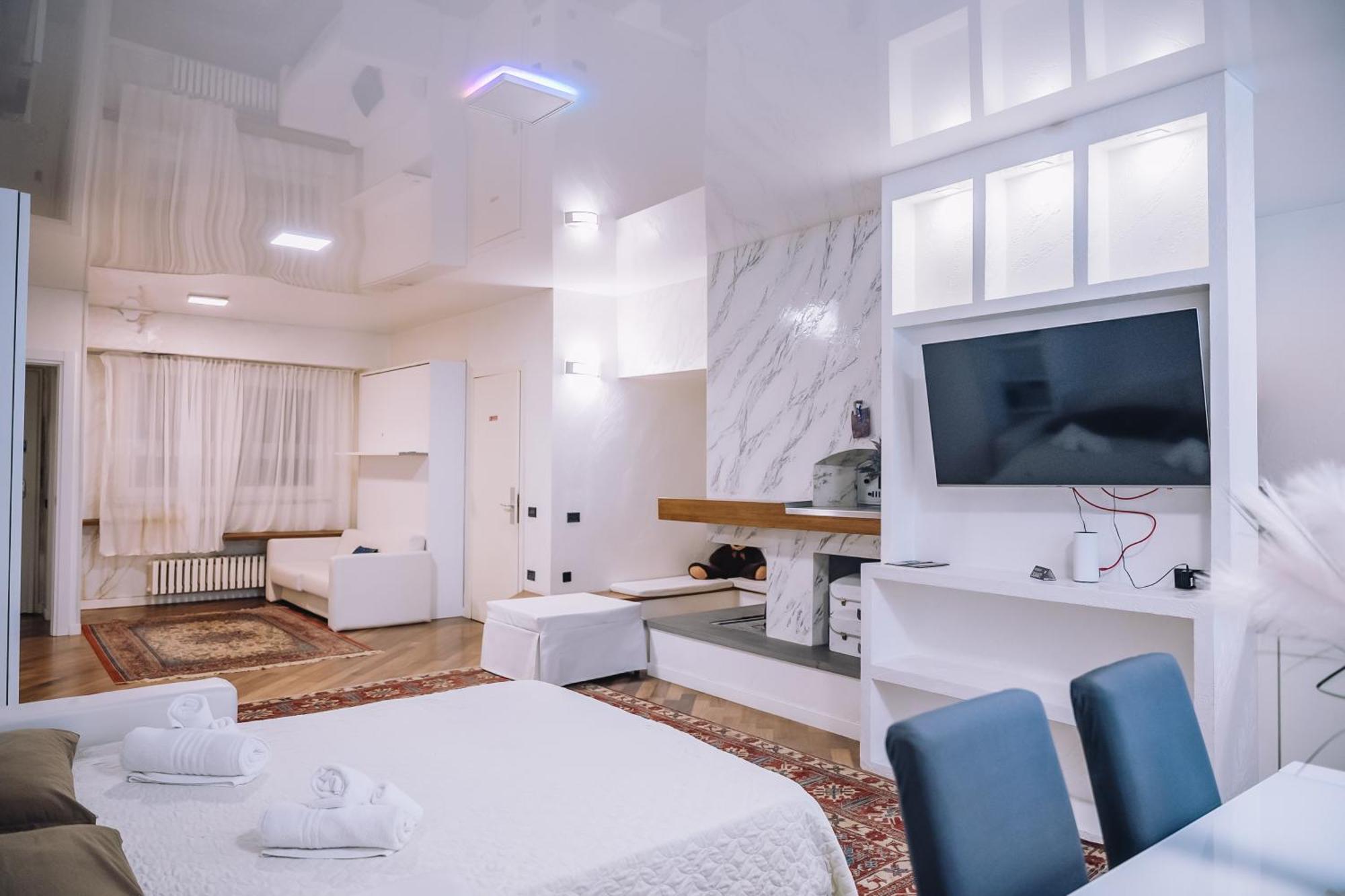B&B Luxury Italian House Ро Екстериор снимка