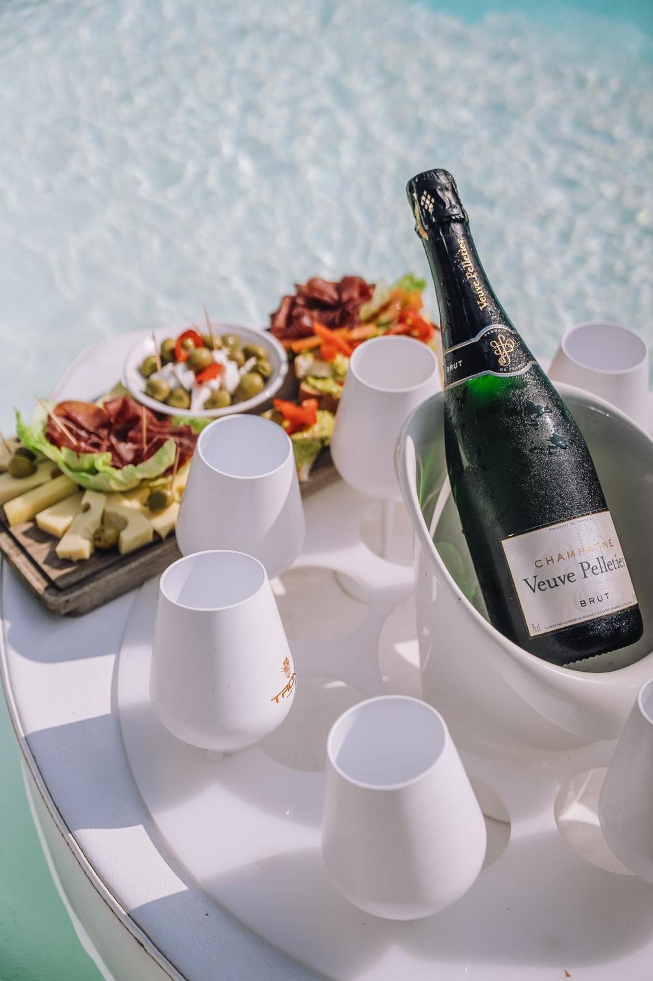 B&B Luxury Italian House Ро Екстериор снимка